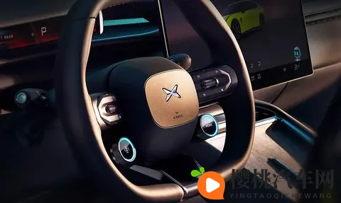 帅气不输小米SU7，小鹏P7新车登场，全系标配前Brembo四活塞卡钳-3