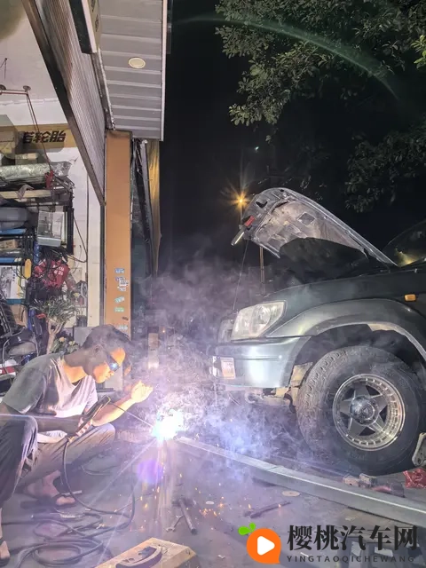 我与丰田LC95的小故事-2