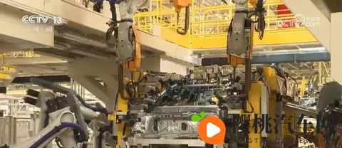 从“卷价格”走向“优价值” 新能源车市场迎来年底消费高峰-3