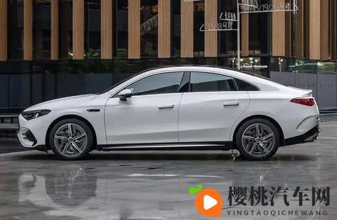 把j拔出来我是你小:新能源汽车崛起,绿色出行未来可期-1