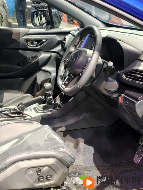 实拍斯巴鲁PERFORMANCE-B STI概念车:传奇可以复活,量产成本不低-1