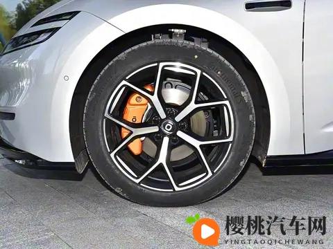 长安启源A06购车指南：增程与纯电版本配置分析与选择建议-2