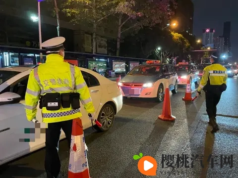 JUX-888破壊版人妻本庄优花：未来科技概念车，惊艳亮相，引领绿色出行潮流-1