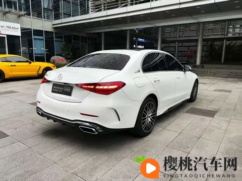 22年奔驰C级，5万公里，优雅之选，20万出头体验豪华！-3