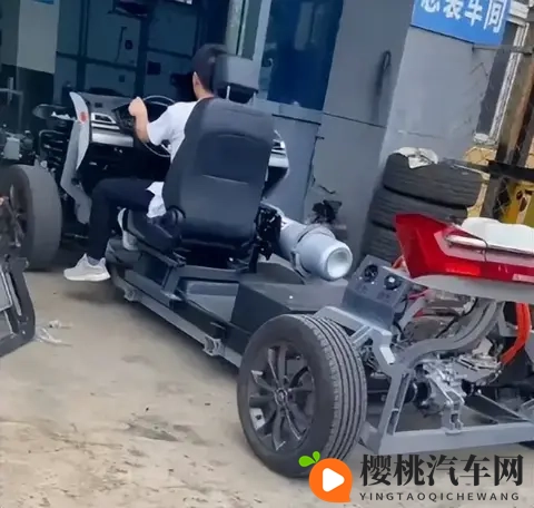 车圈大地震!雷军笑了,“大忽悠”们要凉了!-2