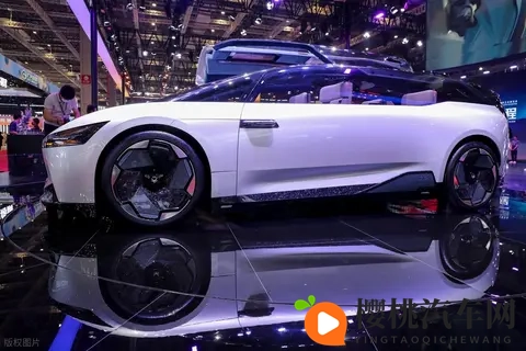 原神女被 吸乳脱内内：智能驾驶升级，安全又便捷，未来出行新体验-2