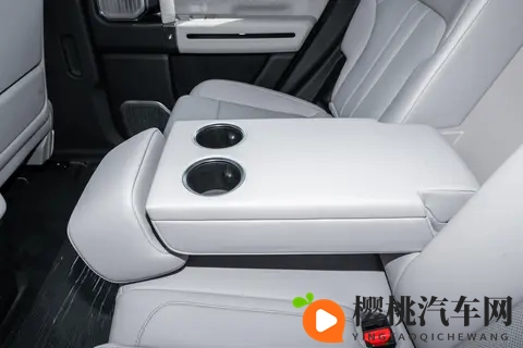 捷途纵横G700全球上市，方盒子+三把锁+1400KM续航，简直太强了-2