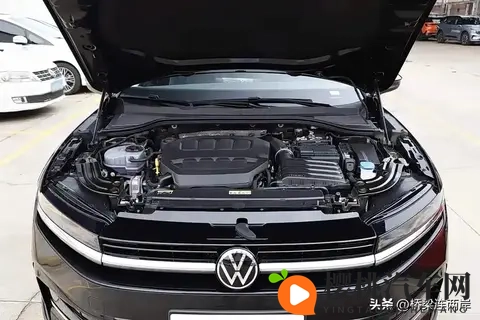 2026款迈腾B9确认降价增配！实体按键回归，40W快充+三屏联动-1