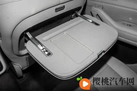 体验腾势N8L DM:娃不晕车,老人不喊累,适合全家人的全能选手-2