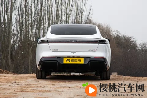 15 万级车该有的样子，东风奕派 eπ007 + 是个好选择-3