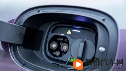 长安启源A06今晚19:00定价,激光雷达+后排通风配置拉满-1