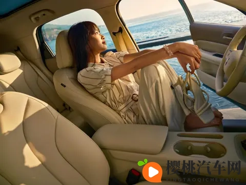 欧拉5预售1098万起，设计是最大卖点，瞄准元PLUS_银河E5-3