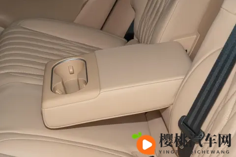 星纪元ET 2025款 增程版 Pro高速辅助驾驶:均衡表现下的家用新选择-1