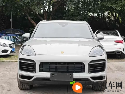 798万拿下准新保时捷Cayenne S,体验52秒破百的激情!-1