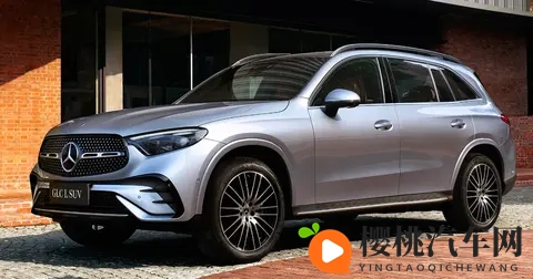 还没买车的有福了！新款奔驰GLC上市，降价增配，带智驾辅助-1