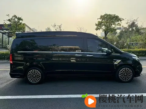 准新奔驰威霆,3万公里商务舱,338万拿下!-3