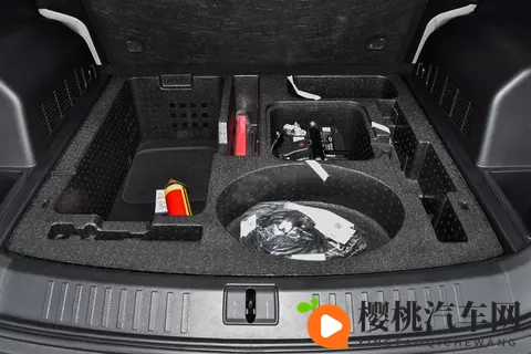 可城可野插混SUV，是普通家庭的理想选择吗？-3