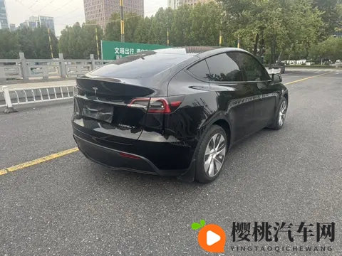 17万不到，圆你特斯拉梦！21款Model Y代步通勤真香-1