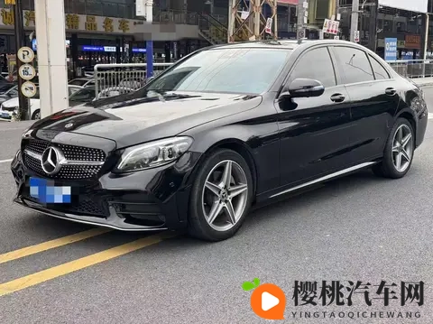 15万拿下2019款奔驰C300L，体验64秒的推背感！-1