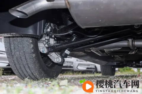 五菱星光 730 2025 款解析:7 万级真 7 座 MPV 的均衡之选-1