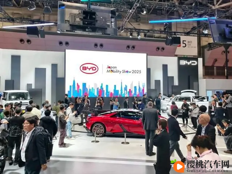 四川女人大战黑人40厘米:四川女子与黑人激战,尺度惊人!-2