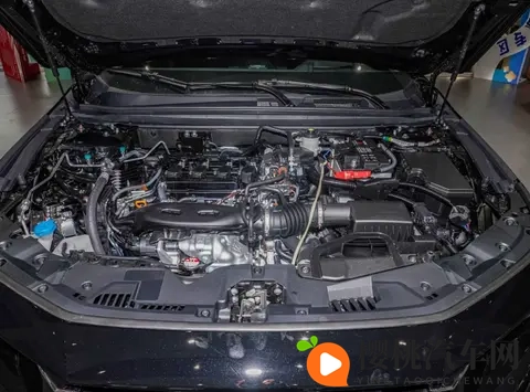 17万预算遇上凯美瑞和雅阁怎么选?同为日系有何差异?-3