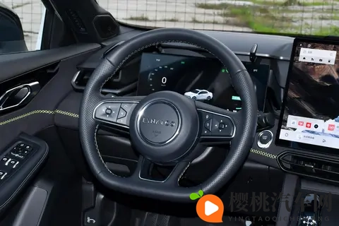 第三代领克03:紧凑型燃油轿车市场的实力新选择-2