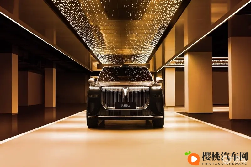 抢先曝料!岚图泰山或45万起售 配国产唯一三腔空悬-1