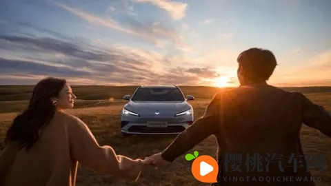 通勤神器!全新极狐阿尔法t5省电绝了-1