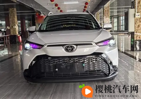 丰田真的“一降到底”!跌至868万起,入门配7气囊,性价比真高-3