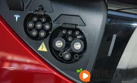 新车  适配器599元最高22千瓦，特斯拉Model Y L上线对外-3