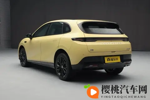 面向年轻人，带后驱+智舱，零跑Lafa5能否成为纯电轿跑搅局者？-1