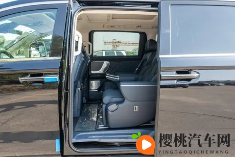 13 万多高净值用户的选择,2026款岚图梦想家究竟有何魔力?-3