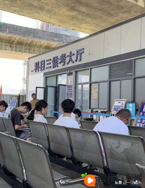 2020年教练说我们是“最幸运考生”,如今11月驾考新政落地,才懂-3