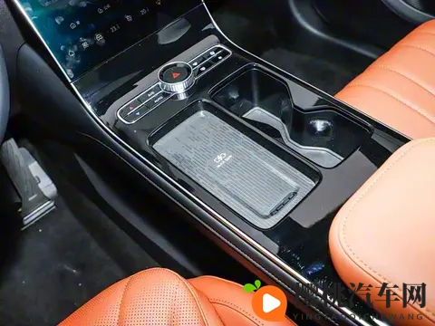 限时价929万起，16T动力，双前脸双内饰 全新奇瑞瑞虎8上市-1