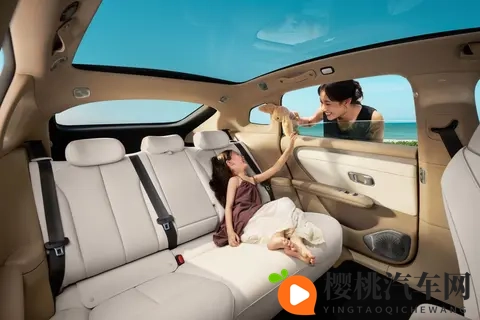 提供六款纯电两款增程版本 长安启源A06上市1099万起-3