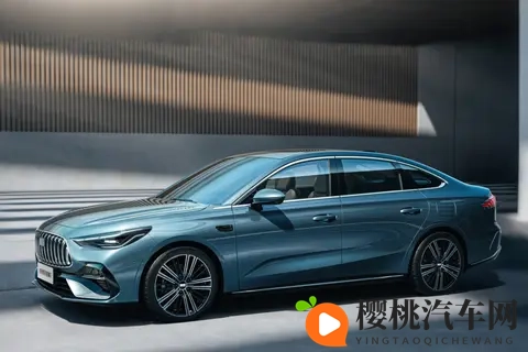 轴距大过秦L DM，价格比肩秦PLUS DM！吉利银河星耀6如何选购？-2