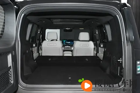 方盒子气场太吸睛!方程豹钛 7,停车总被问 “得二十多万吧”-1