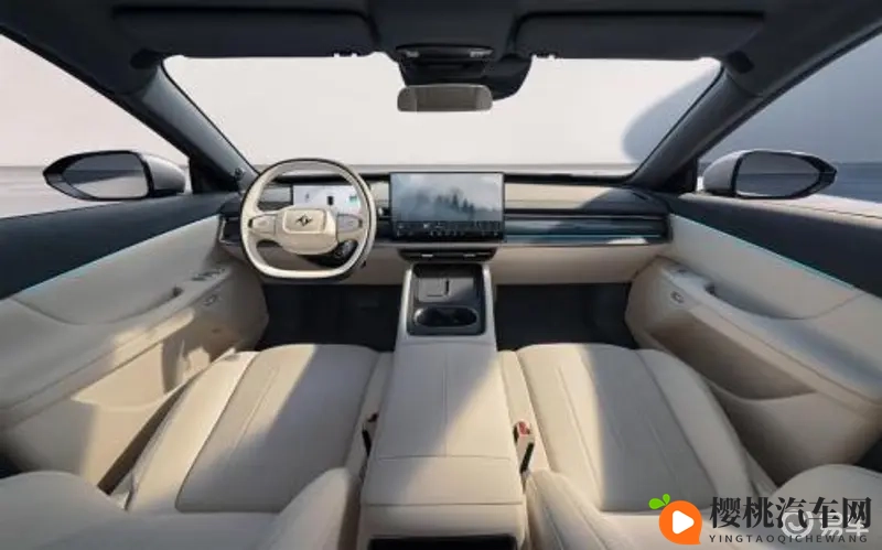 无套猛戳丰满少妇人妻:时尚座驾,丰满少妇新体验-1