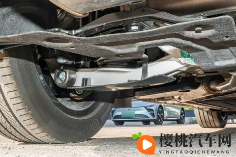 1898万起的空悬+CDC,星纪元ET的“豪华平权”是噱头还是实在?-1