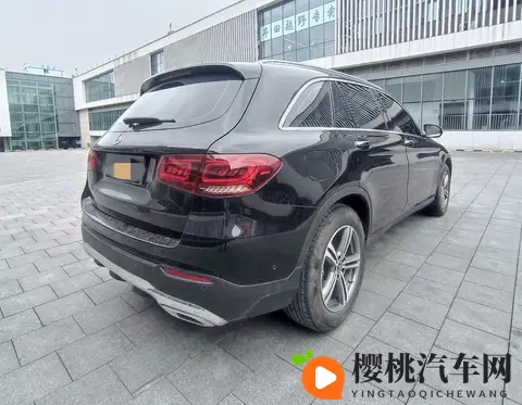 21年奔驰GLC,5万公里准新,20万拿下豪华SUV!-2
