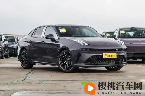 11月限时1038万起,这款燃油轿车全面进阶,值得一看!-3