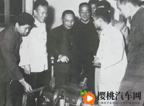 马自达发展史(3):烧钱、玩转子,小众车企的硬核之路-1