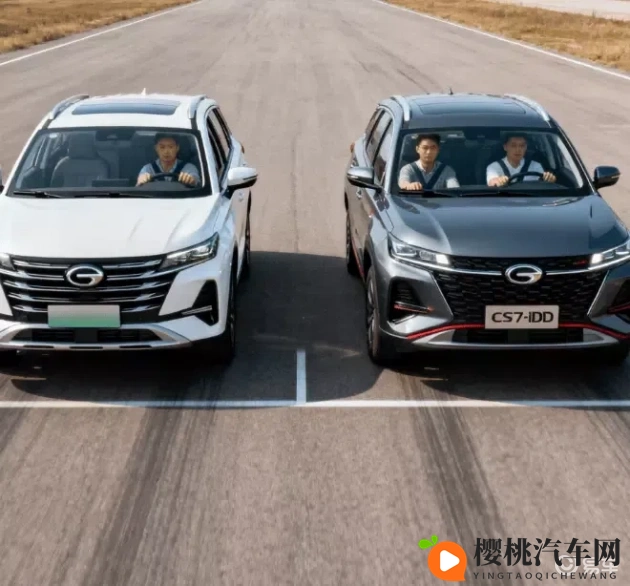 白丝袜子 扒开美女内衣的app:揭秘白丝袜下隐私,神秘APP引热议-2