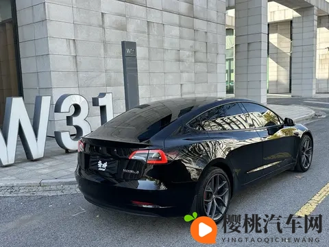12万多开走！三年Model3，通勤代步真香？-3