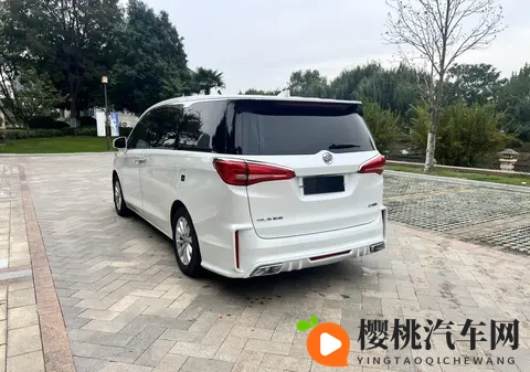 13万公里值不值？13万拿下18年别克GL8，家用商务都合适-3