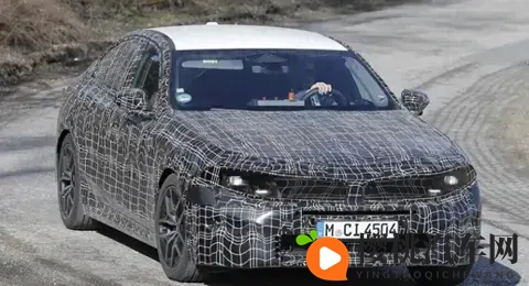 宝马全新5系设计曝光!在传承与变革中寻找平衡-2