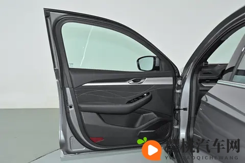 2026款吉利星瑞：20T+8AT，L2级辅助驾驶，13万级燃油轿车新标杆-3