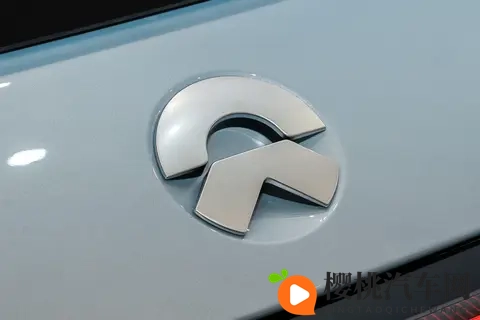 租用23万起上车蔚来ES6:续航650km、可租电池,这笔账值不值?-1