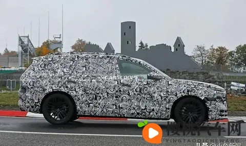 奥迪要推出超大旗舰SUV，传统V8对战新能源，价格成最大悬念-2